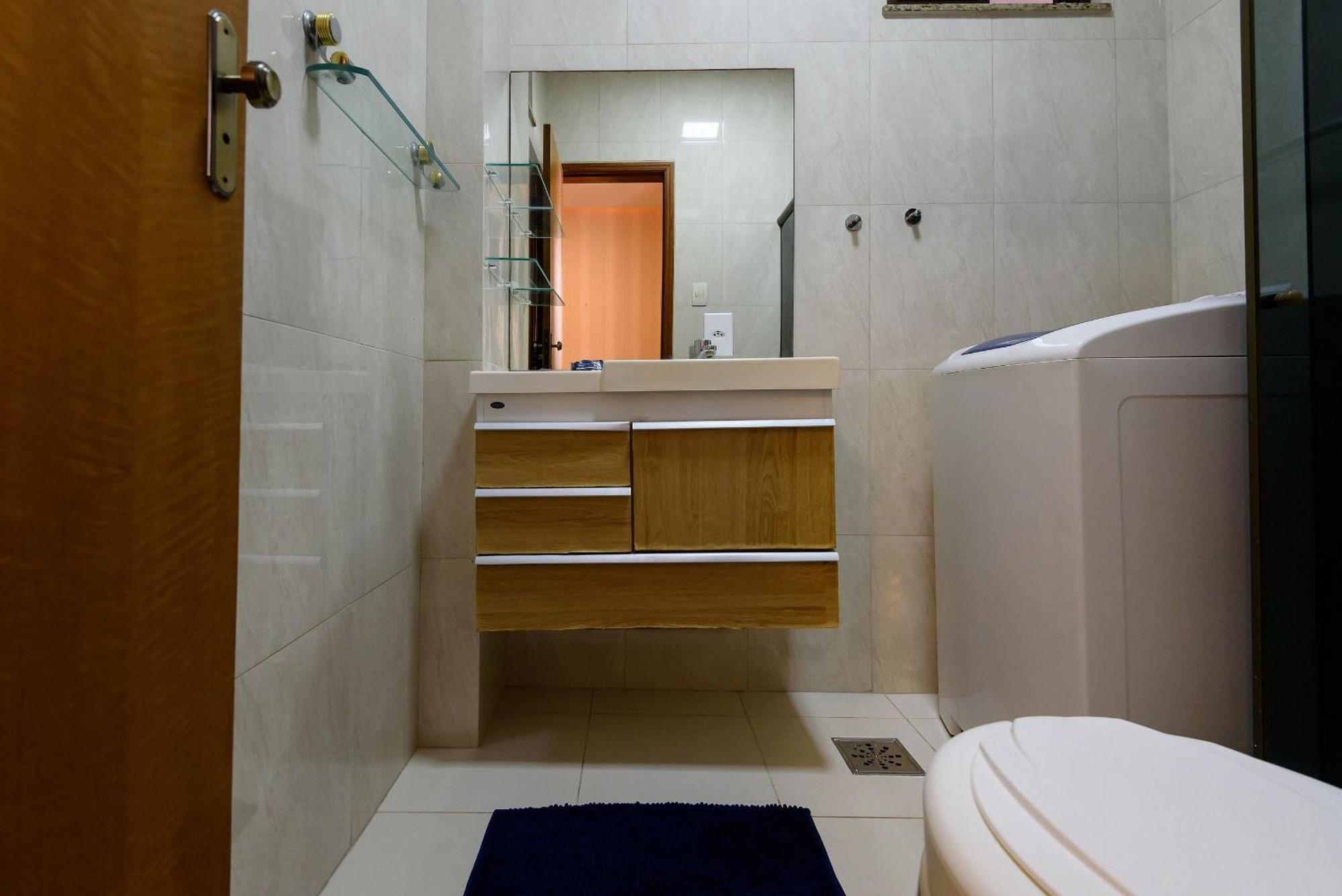 Apartamento E Sala A 200 M Da | Fm 144/407 *
